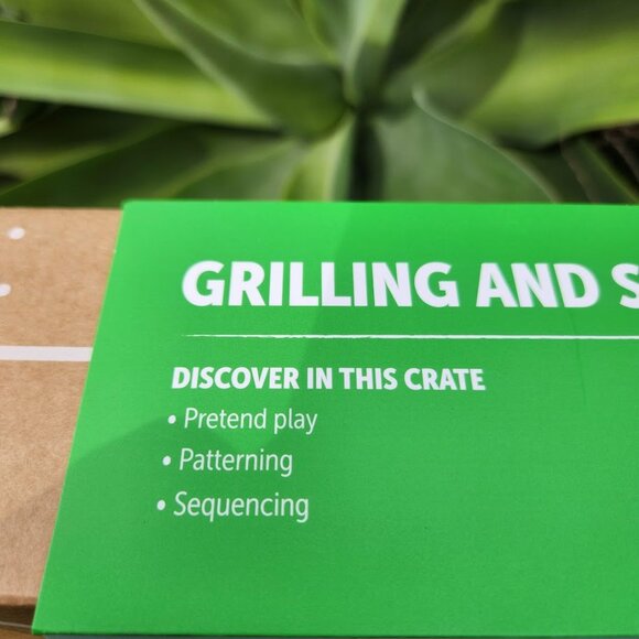 NEW KiwiCo Kiwi Co. Crate Build-a-Burger Grill Grilling Burger Kit Sequencing Pr - Picture 5 of 12